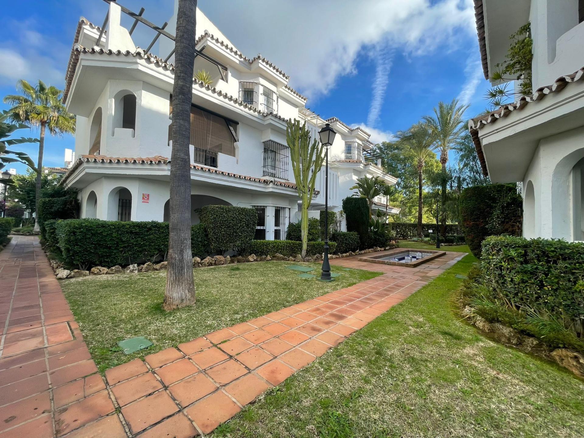 Duplex · Nueva Andalucia